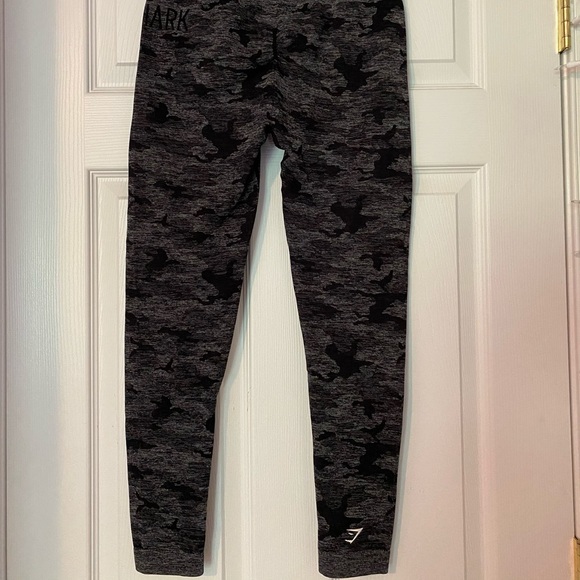 Gymshark Pants - Black and grey gymshark leggings *GREAT CONDITION*